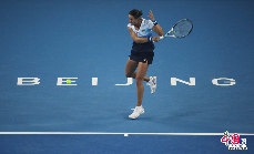 2013中国网球公开赛女单首轮，贝克0-2尼库莱斯库。中国网记者 陈维松/摄