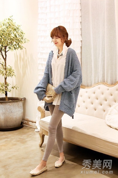 打底裤搭配<em>什么</em>上衣+秋款<em>毛衣针织衫</em>很舒适