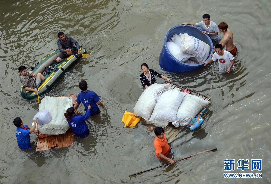 直擊余姚“大水圍城”：城區70%被淹 政府發佈告市民書