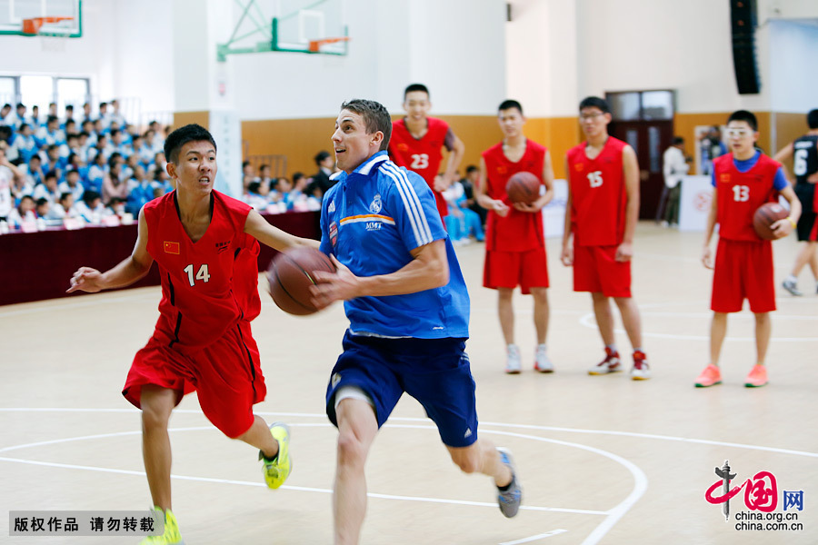 皇家馬德里籃球教練的“中國課程”[組圖]