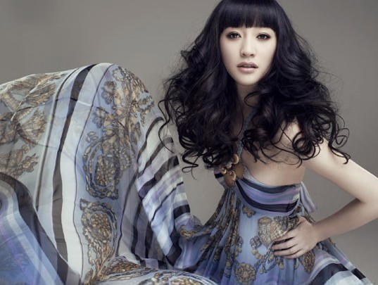 李小冉流产消息已经被证实 掌掴一事经纪人道