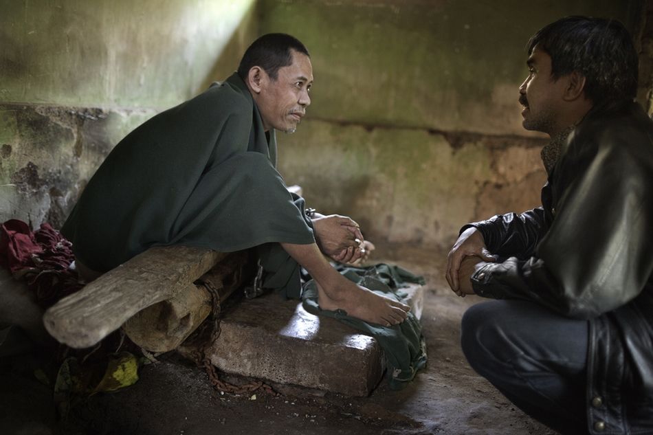 印度尼西亚被监禁的精神疾病患者组图