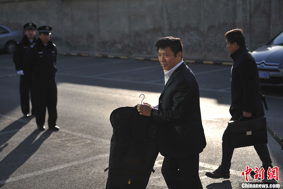 李某某等五人强奸上诉案今不公开开庭审理