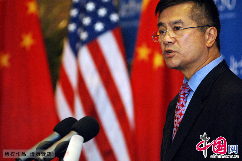 9月9日，美驻华大使骆家辉在北外发表首次公开演讲。图为骆家辉演讲。中国网 董德/摄