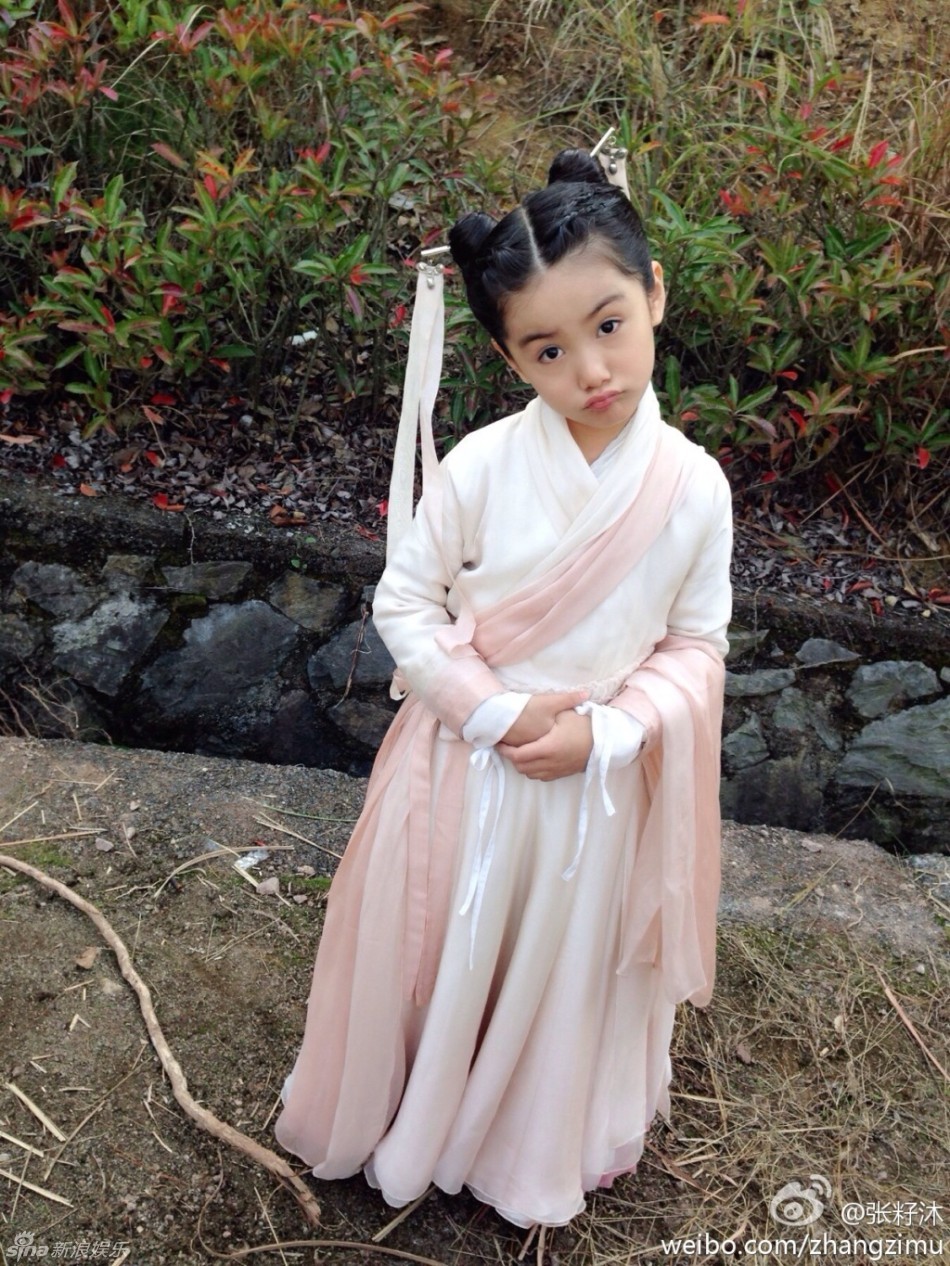 新《神雕侠侣》张籽沐饰演童年时的小龙女