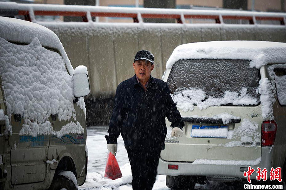 烏魯木齊連續12小時降雪13.4毫米 已達暴雪級別 