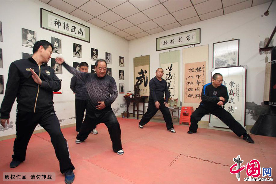 李七莊街鄧店村開門八極拳研究會成為了周邊地區八極拳愛好者的活動基地。中國網圖片庫 呂斌/攝