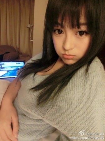 痣奶妹素颜图片