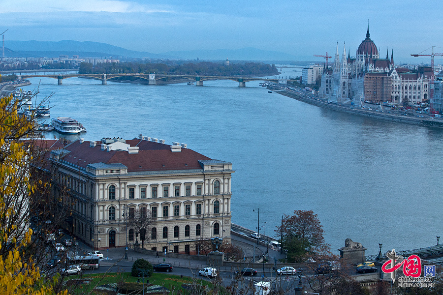 匈牙利：雄偉的新哥特式國會大廈[組圖]