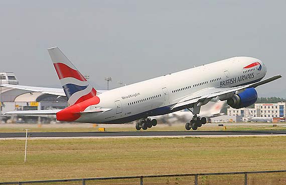 英国空中交通控制中心故障致几百架次航班延误