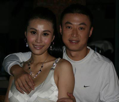马琳张雅晴低调完婚 回顾马琳与前妻离婚风波