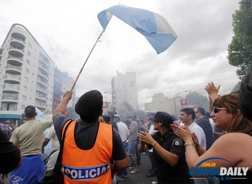 阿根廷警察罢工 治安危机加剧