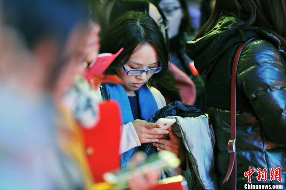 3000余名中央国家机关干部职工在京相亲