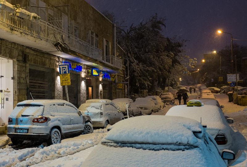 百年一遇大雪突袭中东 开罗112年来首次下雪