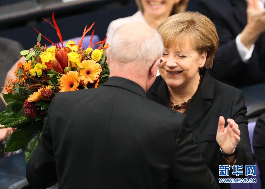 默克爾再次連任德國總理