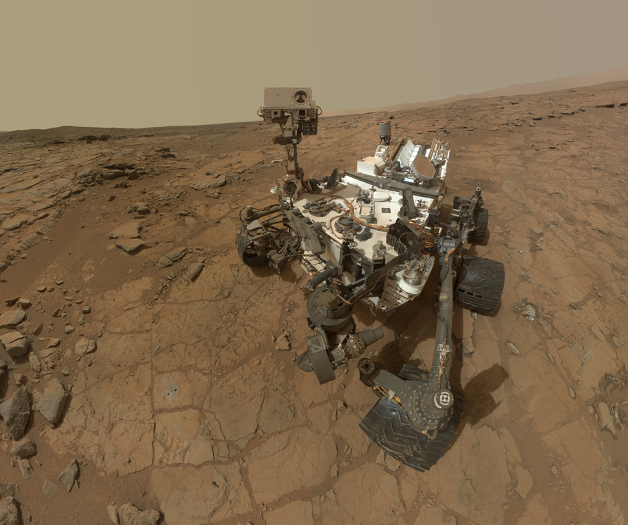 火星探索：在萬眾矚目中登陸火星的“好奇號”火星車在傳回珍貴數據的同時，也成為了全球民眾追捧的小“明星”。