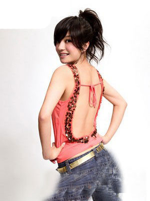 <em>大脸</em>变巴掌 跟明星学八款小脸<em>发型</em>(组图)_资讯