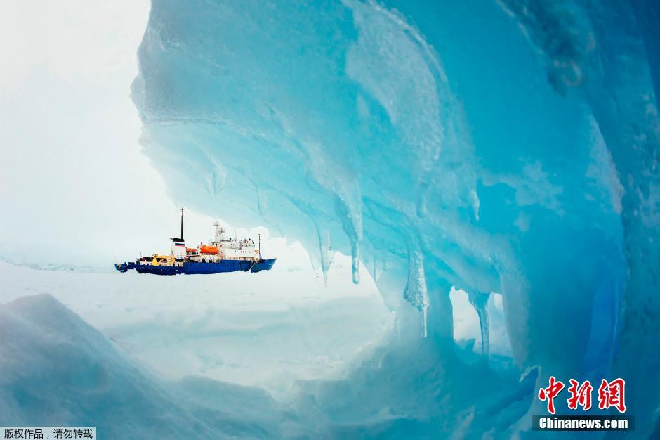 俄羅斯船隻被困南極6天 “雪龍”號救援受阻[組圖]