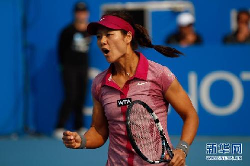 深圳网球公开赛:李娜职业生涯首次实现卫冕_+