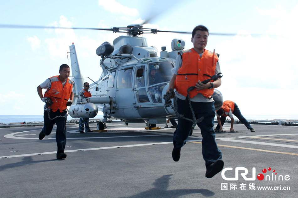 揭秘中国海军首支舰载直升机部队[组图]