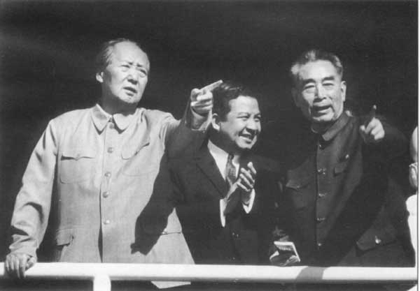 法国人口1970_人民日报(2)