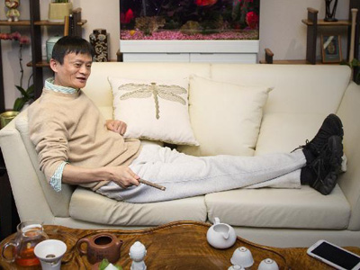 揭秘大佬们的办公室 宗庆后桌上摆满饮料瓶(高清组图)