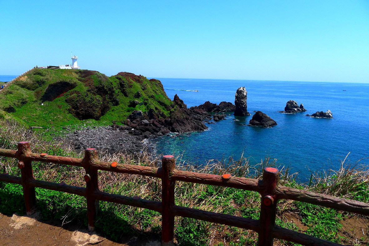 韩国济州岛著名景点涉地可支景区