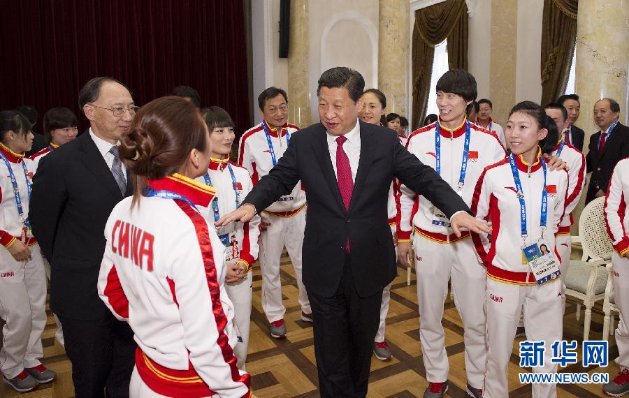 习近平亲切看望索契冬奥会中国体育代表团