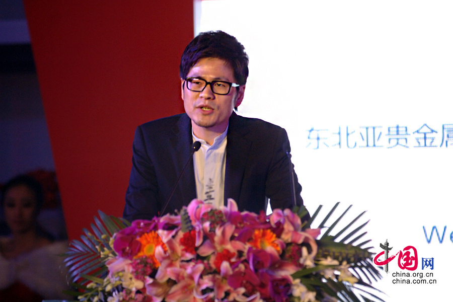2月21日，東北亞貴金屬交易所開業慶典暨中國交易市場（第一屆）高峰論壇在大連國際會議中心舉行。東北亞貴金屬交易聯合創始人兼CEO陶行逸致辭。