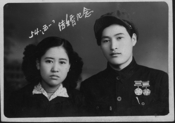 年代婚纱照_70年代婚纱照(3)