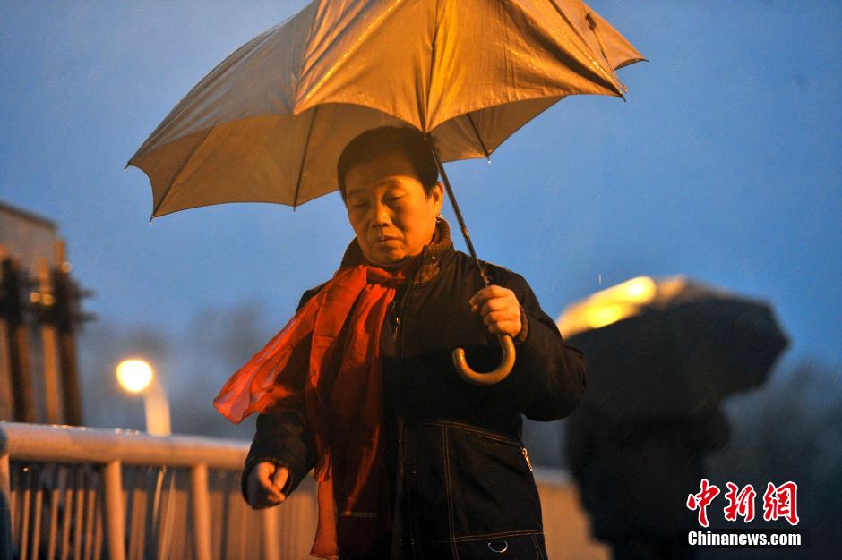 北京大部地區(qū)喜降春雨 霧霾或被驅(qū)散