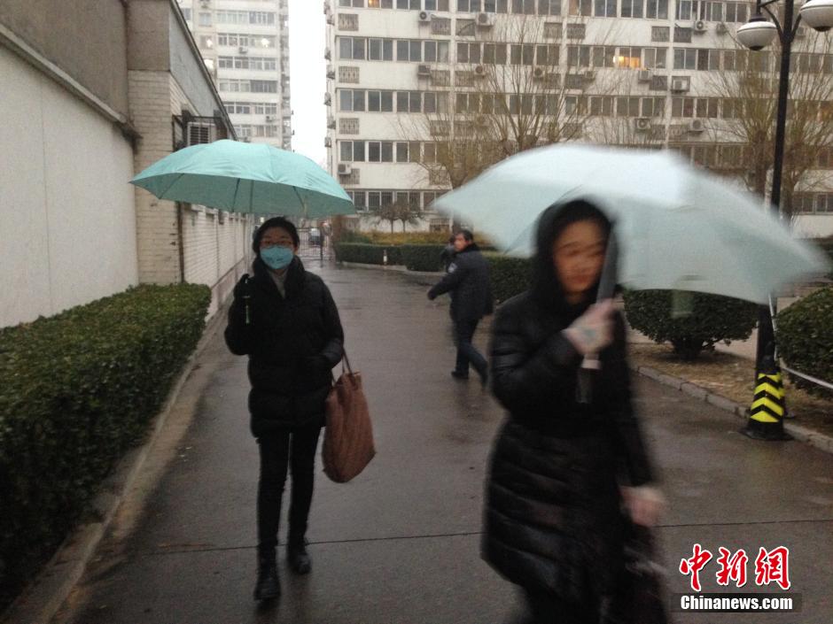 北京大部地區(qū)喜降春雨 霧霾或被驅(qū)散