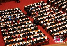     3月5日上午第十二届全国人民代表大会第二次会议在人民大会堂开幕。