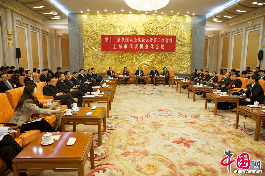 3月6日下午，上海代表团举行全团会议。中国网记者 杨佳 摄