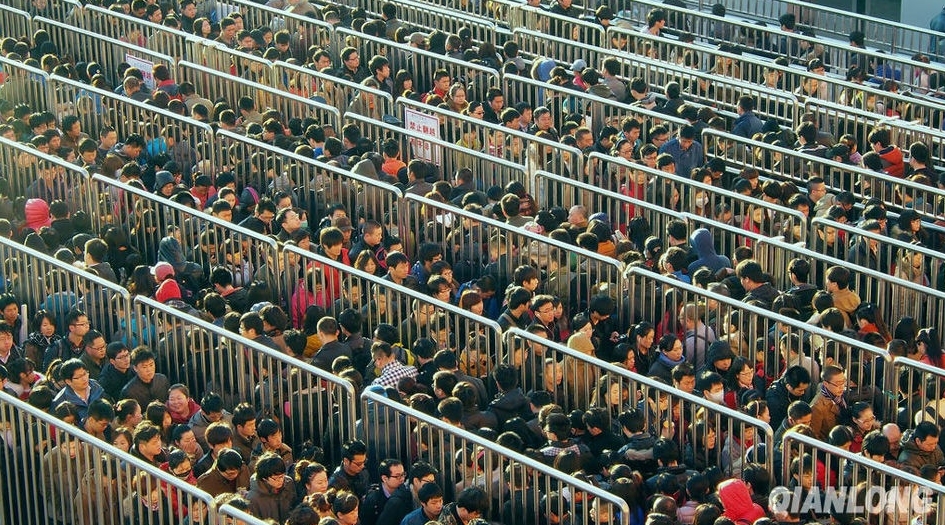 地铁5号线天通苑北站是北京客流压力最大的一所车站,早高峰一小时内