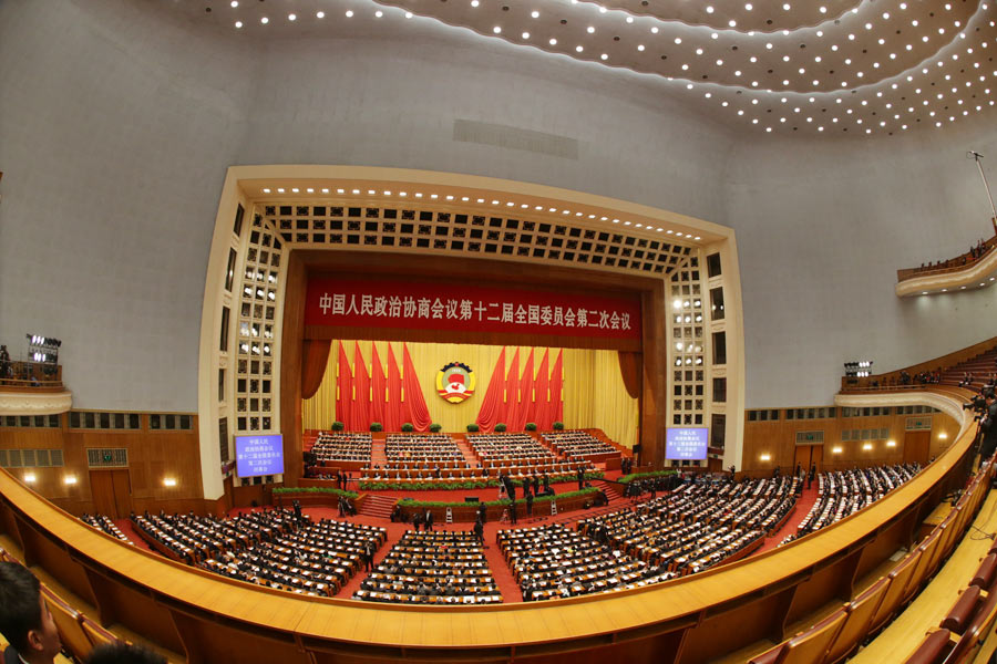 3月12日，全国政协十二届二次会议在北京人民大会堂举行闭幕会。新华社记者 邢广利摄