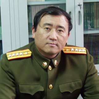 国防大学教授李大光