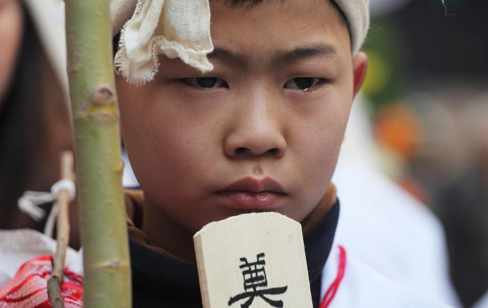 救31名乘客的司机杨京红出殡