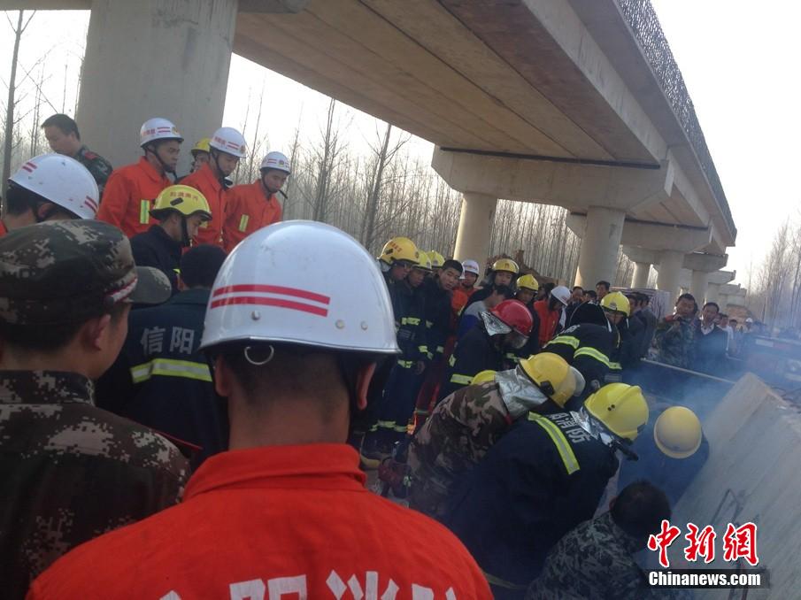 河南信陽羅山發生橋梁坍塌事故 致2死3傷