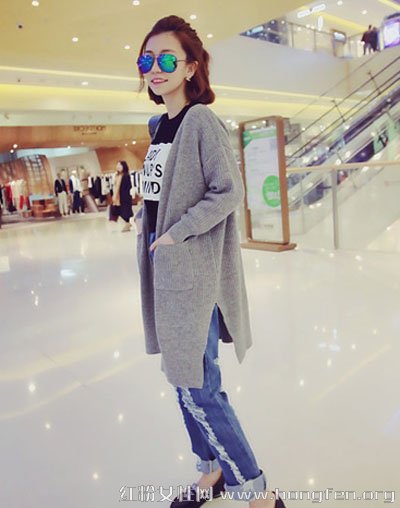 牛仔裤+平底鞋 再搭<em>长开衫</em>显瘦更显高(组图)_生