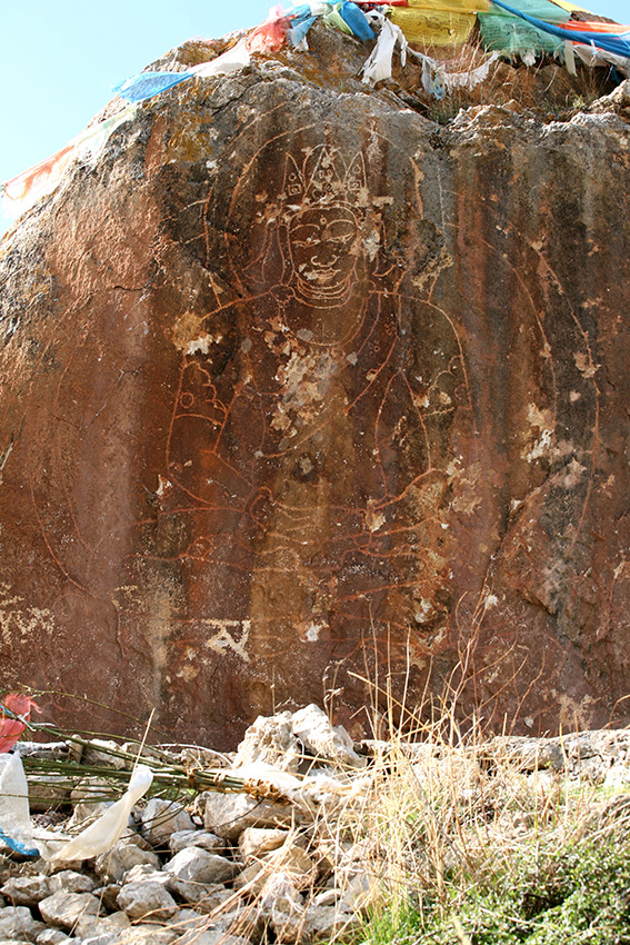这是四川石渠吐蕃时代石刻的烟角村石刻（资料照片）。