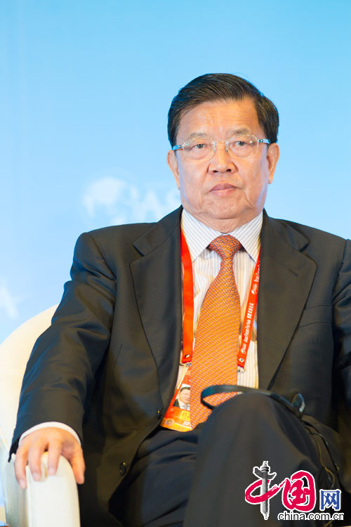 4月11日，中国原外经贸部副部长龙永图。 中国网记者 杨佳摄影