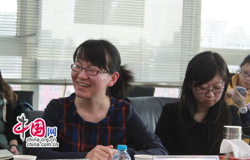 刘丹（中）李楠（右）首都师范大学在读硕士