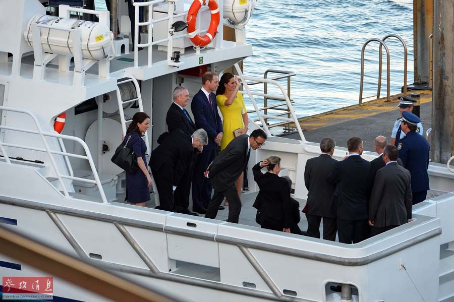 威廉王子夫婦訪澳 小王子搶風頭