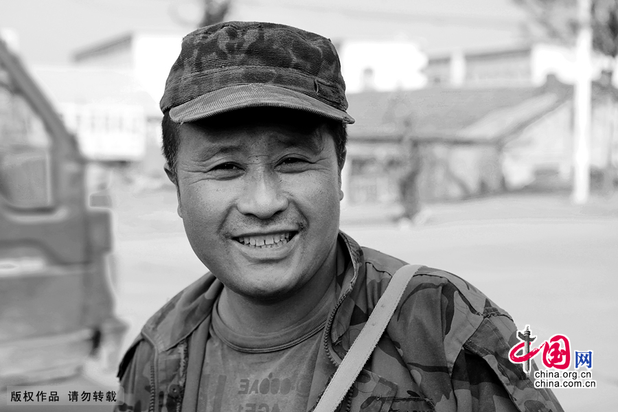【图片故事】农民工的微笑