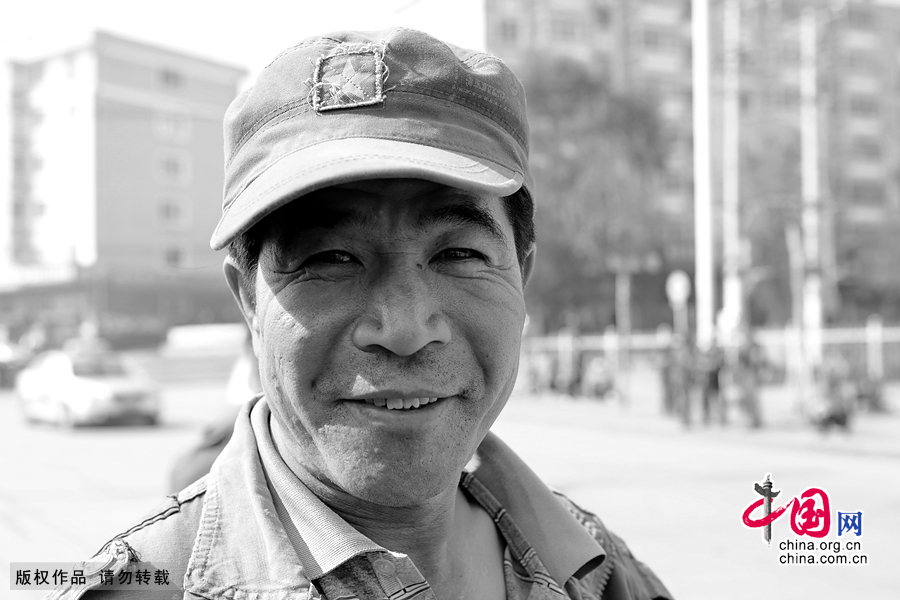 【图片故事】农民工的微笑