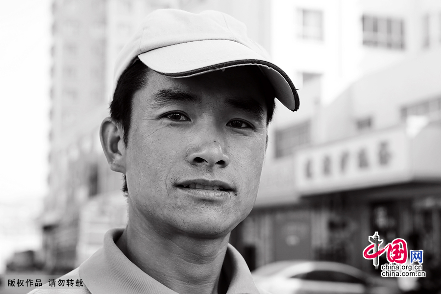 【图片故事】农民工的微笑