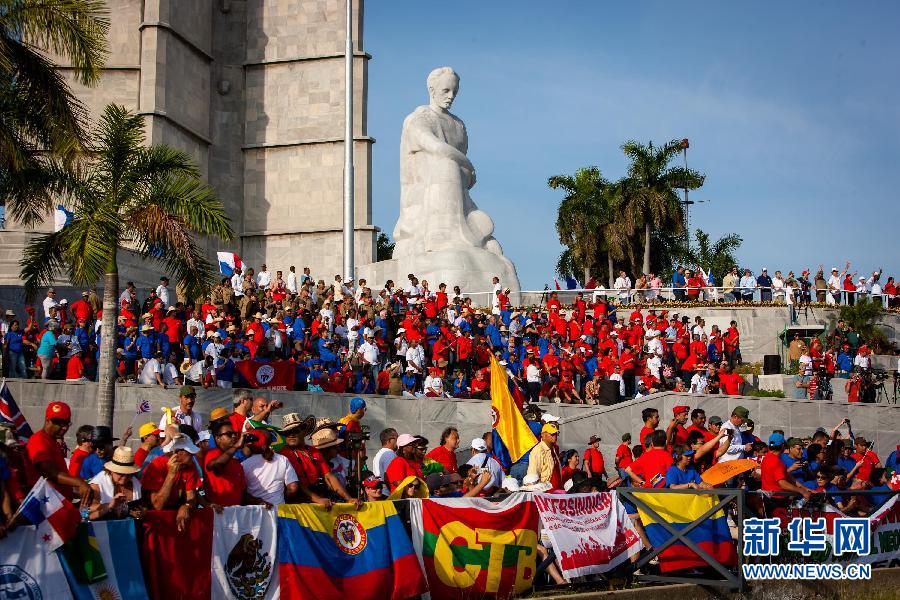 （國際）（7）古巴六十萬人“五一”大遊行