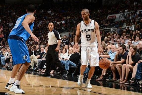 GDP合砍67分马刺大胜小牛 抢7过关对阵开拓