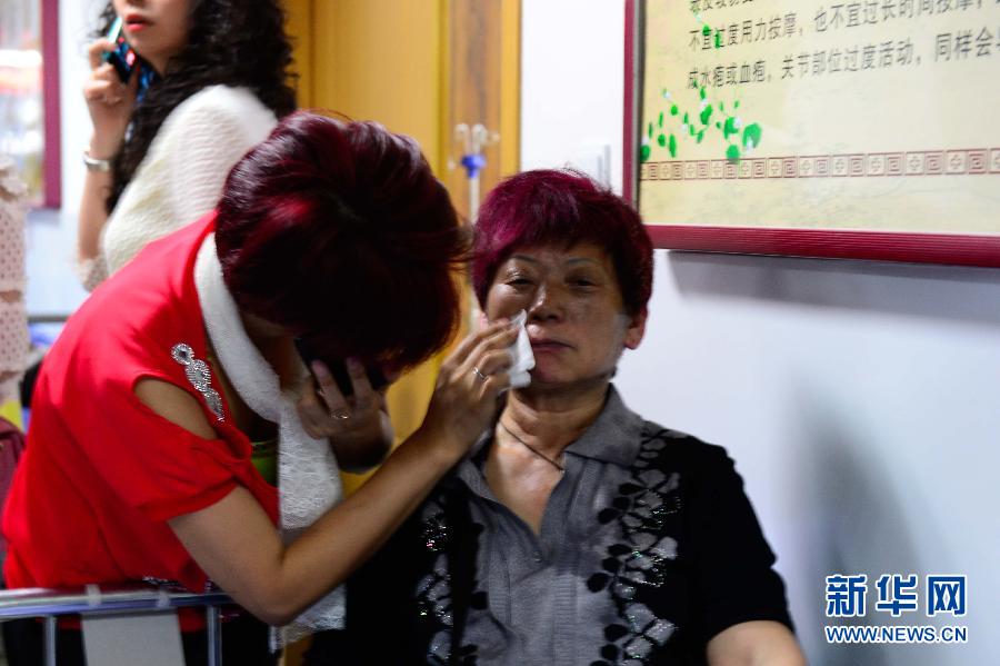 宜宾公交纵火事件逃生瞬间